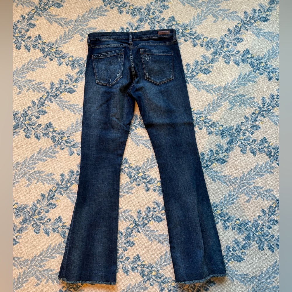 [BLANKNYC] High-Rise Distressed Flare Jeans - Dark Wash - Size 28 - Picture 2 of 7